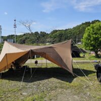 DOD ベースアンドパッカーナを設営したキャンプ風景